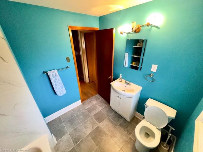 175 Fourth Ave, House other with 3 bedrooms, 1 bathrooms and 3 parking in Kitchener ON | Image 5