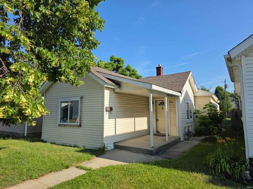 1335 Dunham St, South Bend, IN, 46619-3811 | Card Image