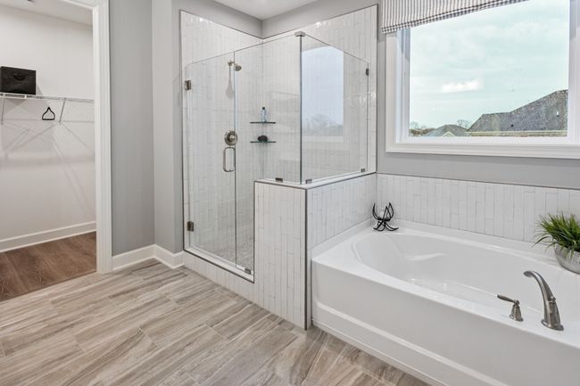 Photos are of another home. Options and colors may vary. | Image 17