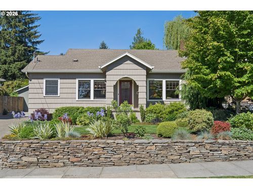 905 Se 71st Ave, Portland, OR, 97215 | Card Image
