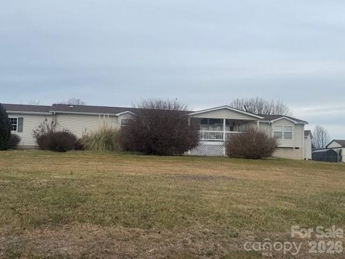 4 English Oaks Drive, Candler, NC, 28715 | Card Image