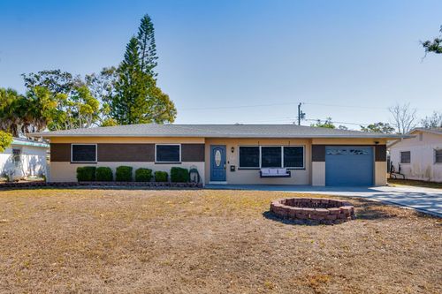 1901 Winchester Rd N, ST PETERSBURG, FL, 33710-4938 | Card Image