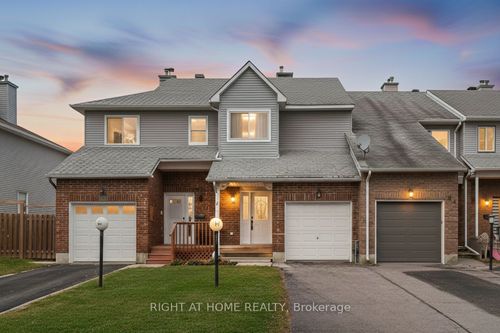 70 Halley St, Nepean, ON, K2J3R3 | Card Image