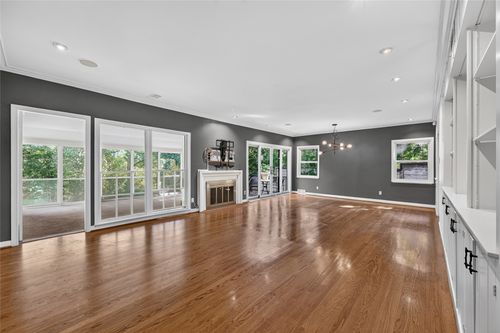 2518 Maple Springs Boulevard, Dallas, TX, 75235 | Card Image