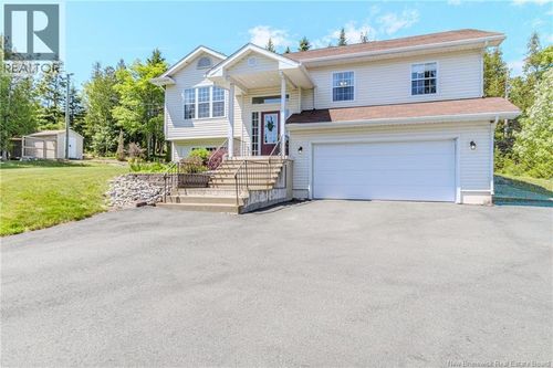 107 Elliot Rd, Quispamsis, NB, E2G2B7 | Card Image