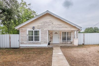 507 S Pecan, House other with 3 bedrooms, 1 bathrooms and null parking in Brady TX | Image 1