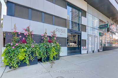 1510 - 501 St Clair Ave W, Condo with 1 bedrooms, 1 bathrooms and null parking in Toronto ON | Image 2