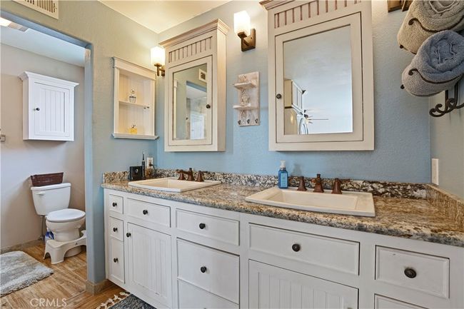 17882 Hallcroft Ln, House other with 4 bedrooms, 3 bathrooms and 6 parking in Huntington Beach CA | Image 21