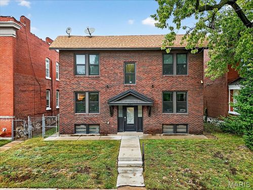 4217 Blaine Ave, Saint Louis, MO, 63110-2484 | Card Image