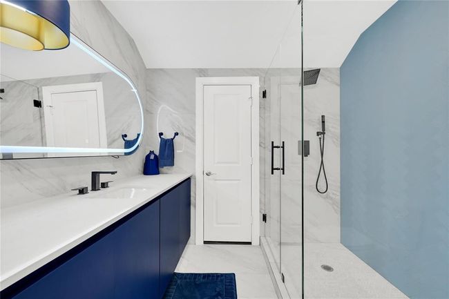 7034 Argonne Trl, House other with 4 bedrooms, 5 bathrooms and 2 parking in Sugar Land TX | Image 27
