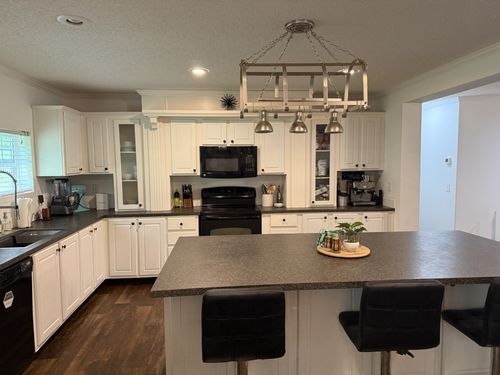 1076 Skyline Dr, Kingston Springs, TN, 37082-9758 | Card Image