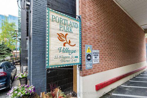 14-11 Niagara St, Toronto, ON, M5V3N9 | Card Image