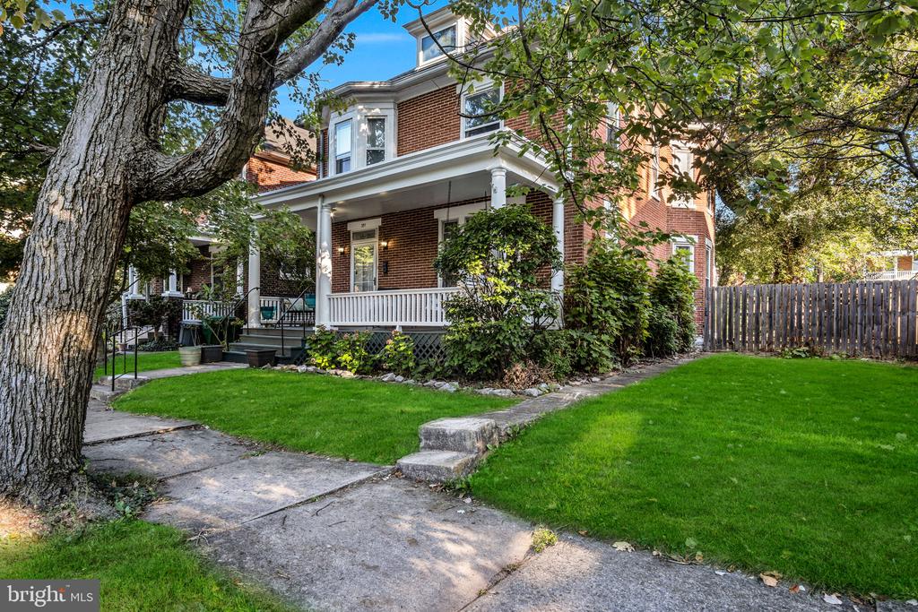 Graham St, Carlisle, PA 17013