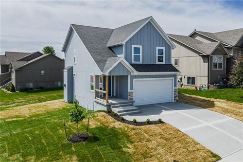 11143 Nogard Ave, Kansas City, KS, 66109-7872 | Card Image