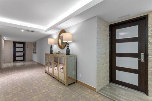 apt-705-777 Bayshore Dr, Fort Lauderdale, FL, 33304-3930 | Card Image