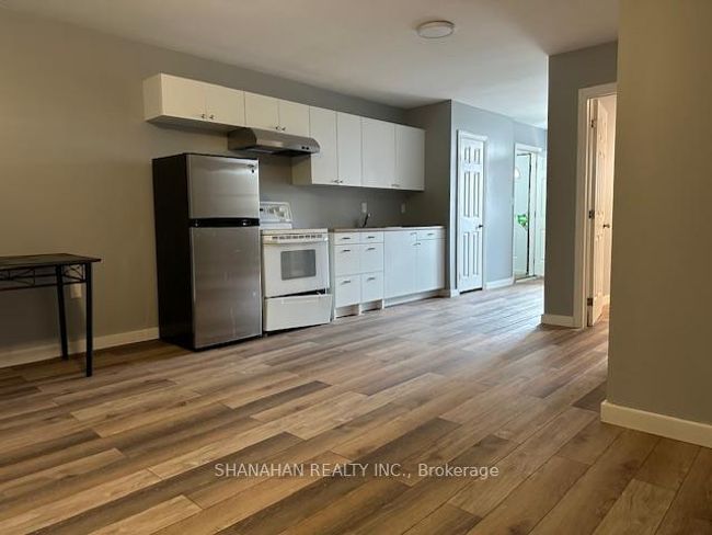5301 Nauvoo Rd, Home with 0 bedrooms, 0 bathrooms and 3 parking in Warwick ON | Image 14