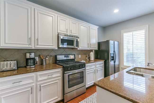 Kitchen | Image 18