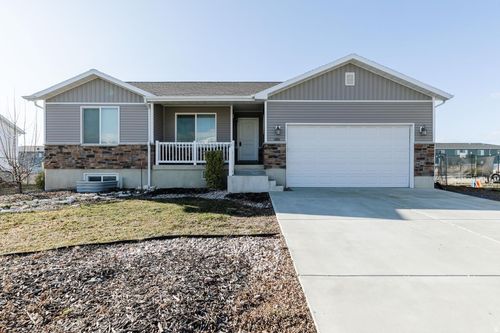 1086 S 150 W, Tremonton, UT, 84337-6815 | Card Image