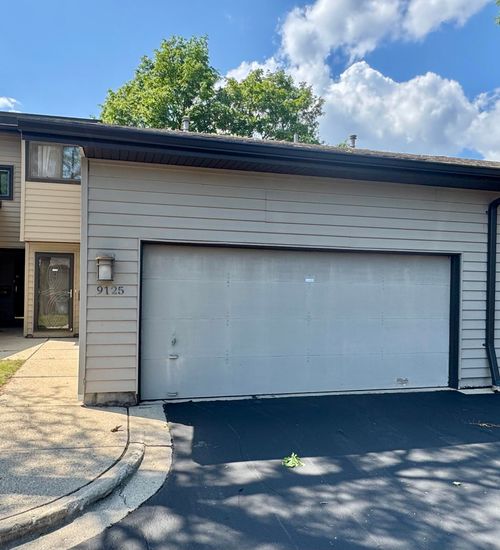 9125 N 70th St, Milwaukee, WI, 53223 | Card Image