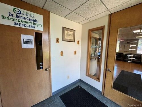 lower-level-5 Hdsn Vly Prof Plz, Newburgh, NY, 12550-3150 | Card Image