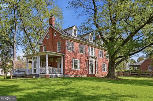 4737 Valley Pike, STEPHENS CITY, VA, 22655-3906 | Card Image