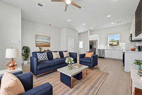 9-6702 Metro Blvd, Houston, TX, 77083-8075 | Card Image