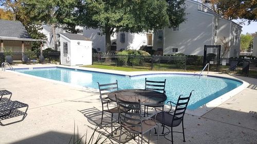 g12-9809 Richmond Ave, Houston, TX, 77042-4571 | Card Image