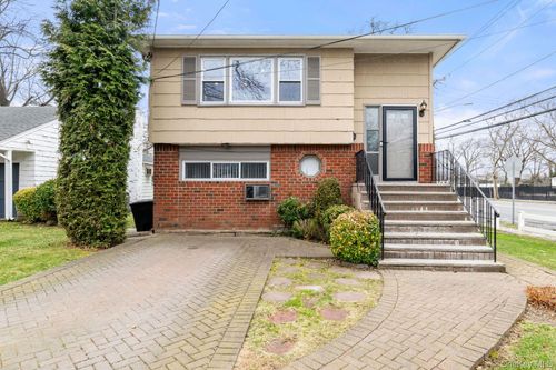 409 Barnard Ave, Cedarhurst, NY, 11516-1701 | Card Image