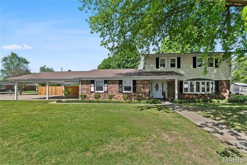 130 Saint Mark Ln, New Madrid, MO, 63869-1232 | Card Image