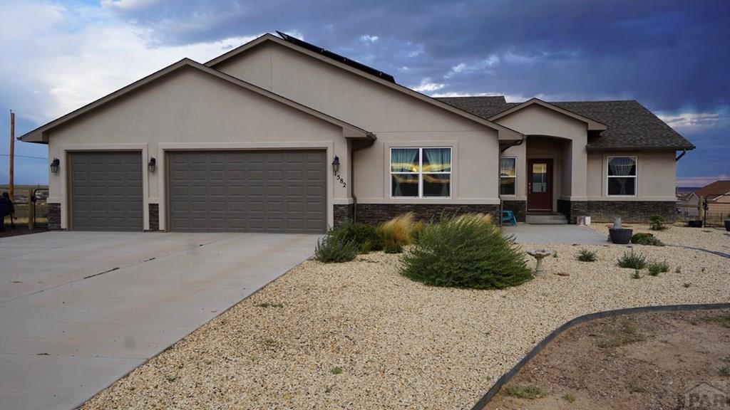 Heron Ct, Pueblo, CO 81007