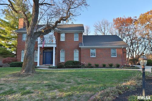 132 Star Rim Dr, East Peoria, IL, 61611-1557 | Card Image