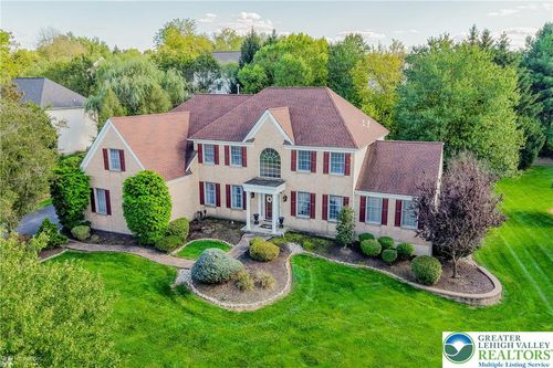 1991 Autumn Ridge Rd, Macungie, PA, 18062-9559 | Card Image