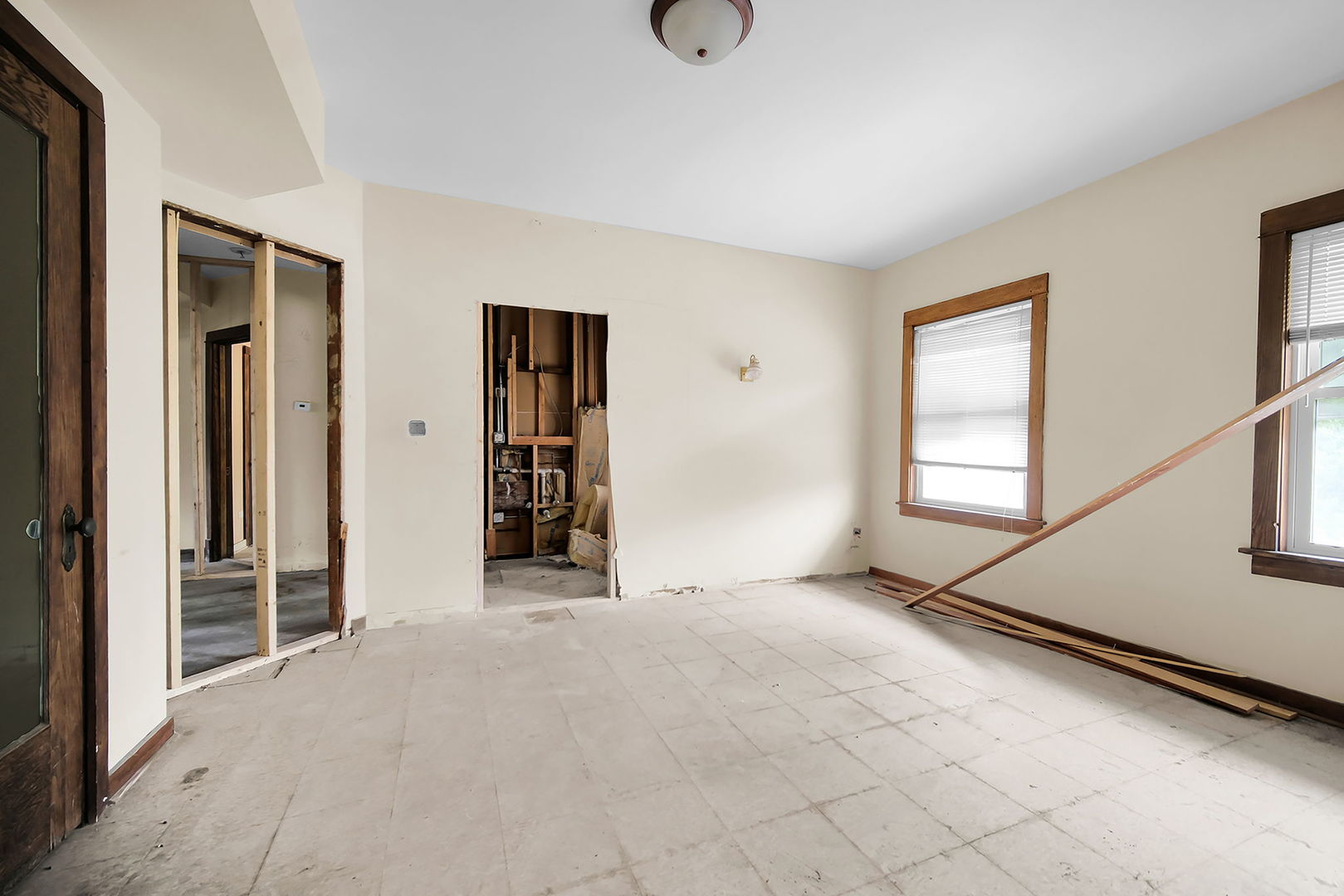 Commercial Sale in Chicago 3