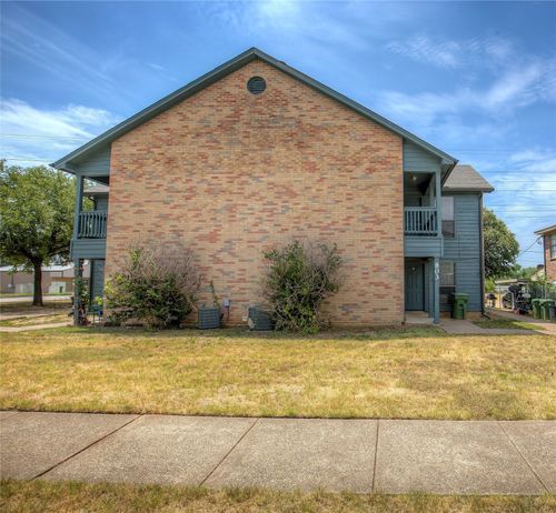 apt-a-803 Treadwell Ct, Hurst, TX, 76053-8429 | Card Image
