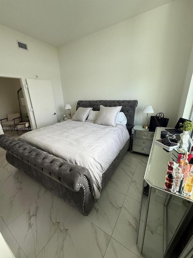 APT-603 - 2000 Metropica Way, Condo with 2 bedrooms, 3 bathrooms and null parking in Sunrise FL | Image 10