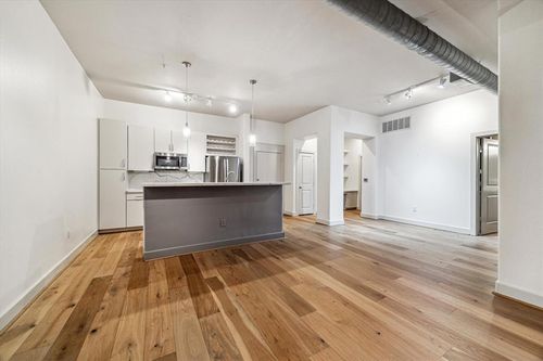 1206-1901 Post Oak Boulevard, Houston, TX, 77056 | Card Image