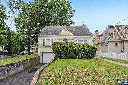 215 Henley Avenue, New Milford, NJ, 07646 | Card Image