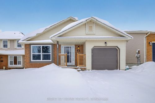 52 Gosney Cres, Barrie, ON, L4N6T7 | Card Image