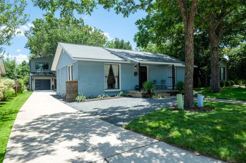 1404 Justin Ln, Austin, TX, 78757-2533 | Card Image