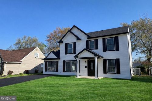 50 Micahill Rd, LEVITTOWN, PA, 19056-3611 | Card Image