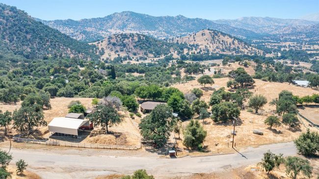 39569 Clover Ln, House other with 3 bedrooms, 0 bathrooms and null parking in Yokuts Valley CA | Image 5