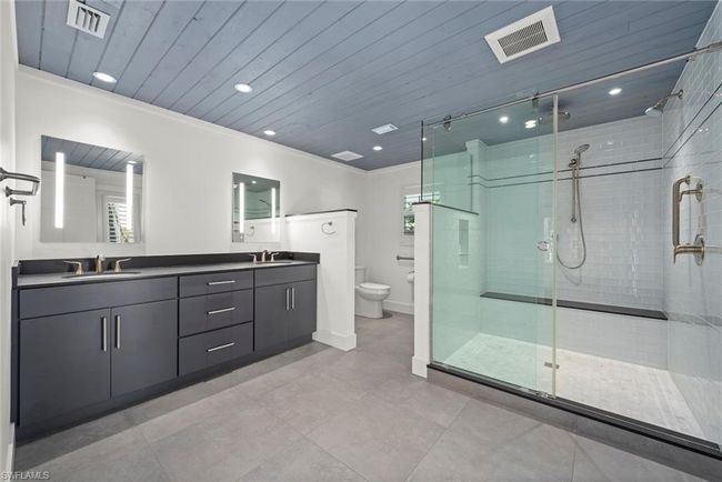 16886 Captiva Dr, House other with 5 bedrooms, 5 bathrooms and 4 parking in CAPTIVA FL | Image 33