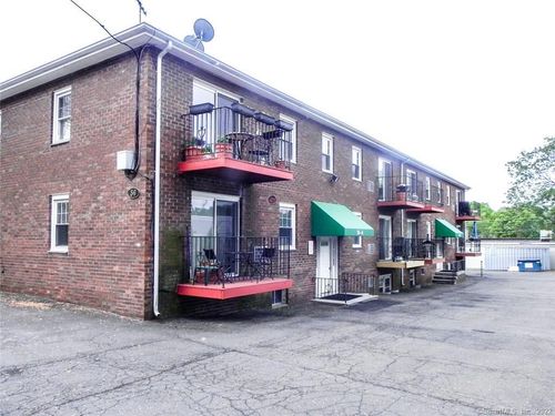 apt-b3-36 Turn Of River Rd, Stamford, CT, 06905-2026 | Card Image