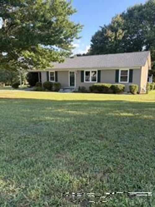 802 Woodland Drive, South Hill, VA, 23970 | Card Image