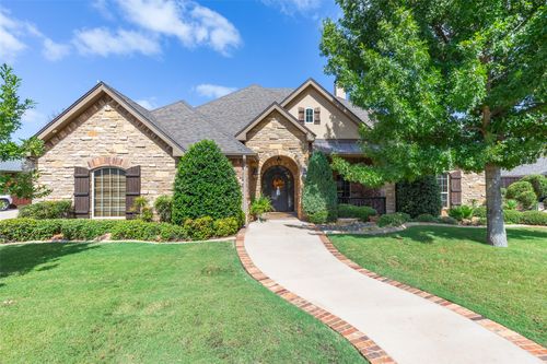 2310 Innisbrook Dr, Abilene, TX, 79606-4381 | Card Image