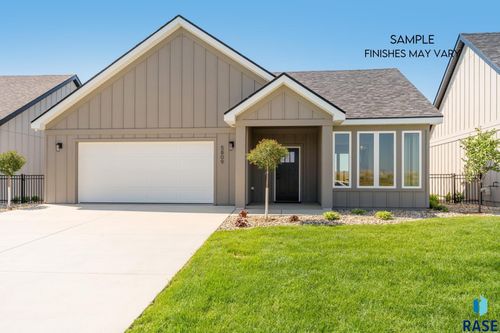 5909 Rush St, Sioux Falls, SD, 57110 | Card Image