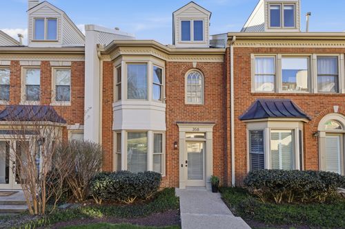 358 Ardsley Pl, Nashville, TN, 37215-3247 | Card Image
