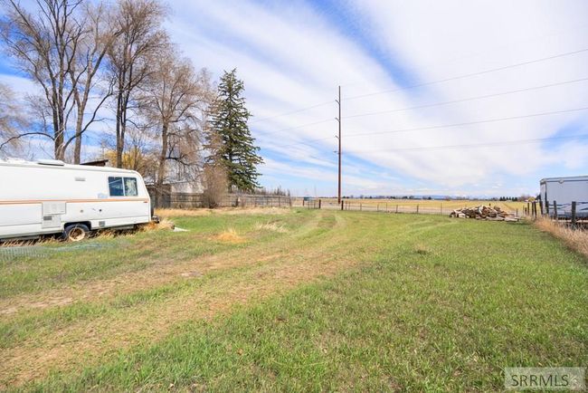 9891 N 5 Th E, House other with 4 bedrooms, 2 bathrooms and 2 parking in Idaho Falls ID | Image 16