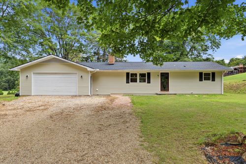2308 Dressler Dr, Covington, VA, 24426-6113 | Card Image