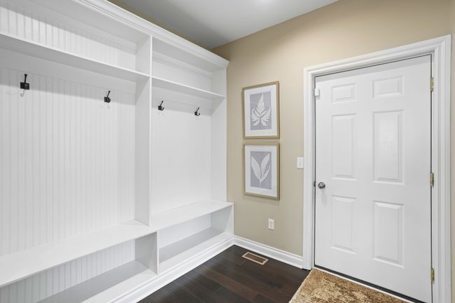 9212 Hidden Oaks Dr, House other with 4 bedrooms, 4 bathrooms and null parking in Grand Blanc MI | Image 9